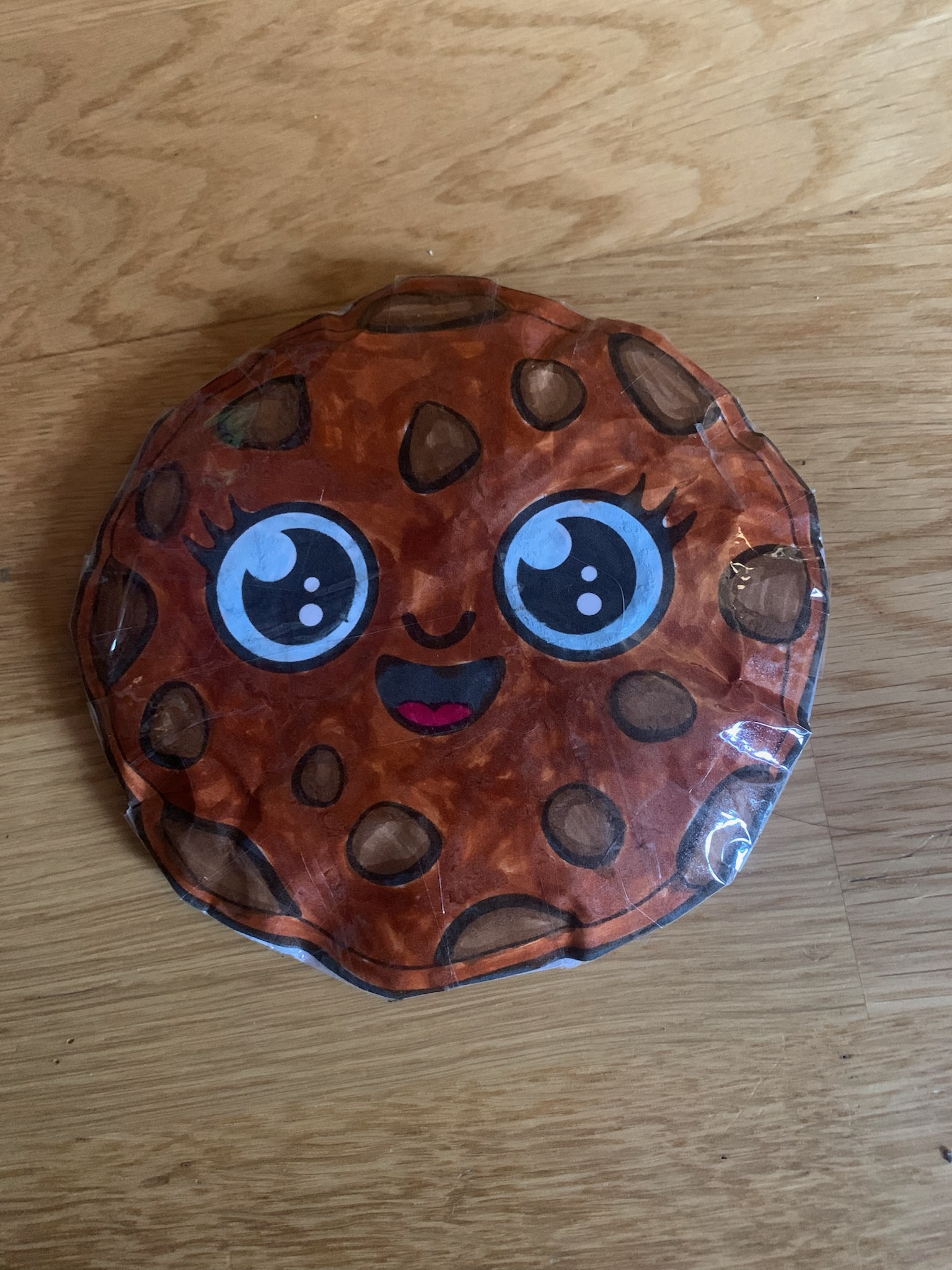 Pappers-squishy 02 – handgjord skapelse av Alma och Emilia