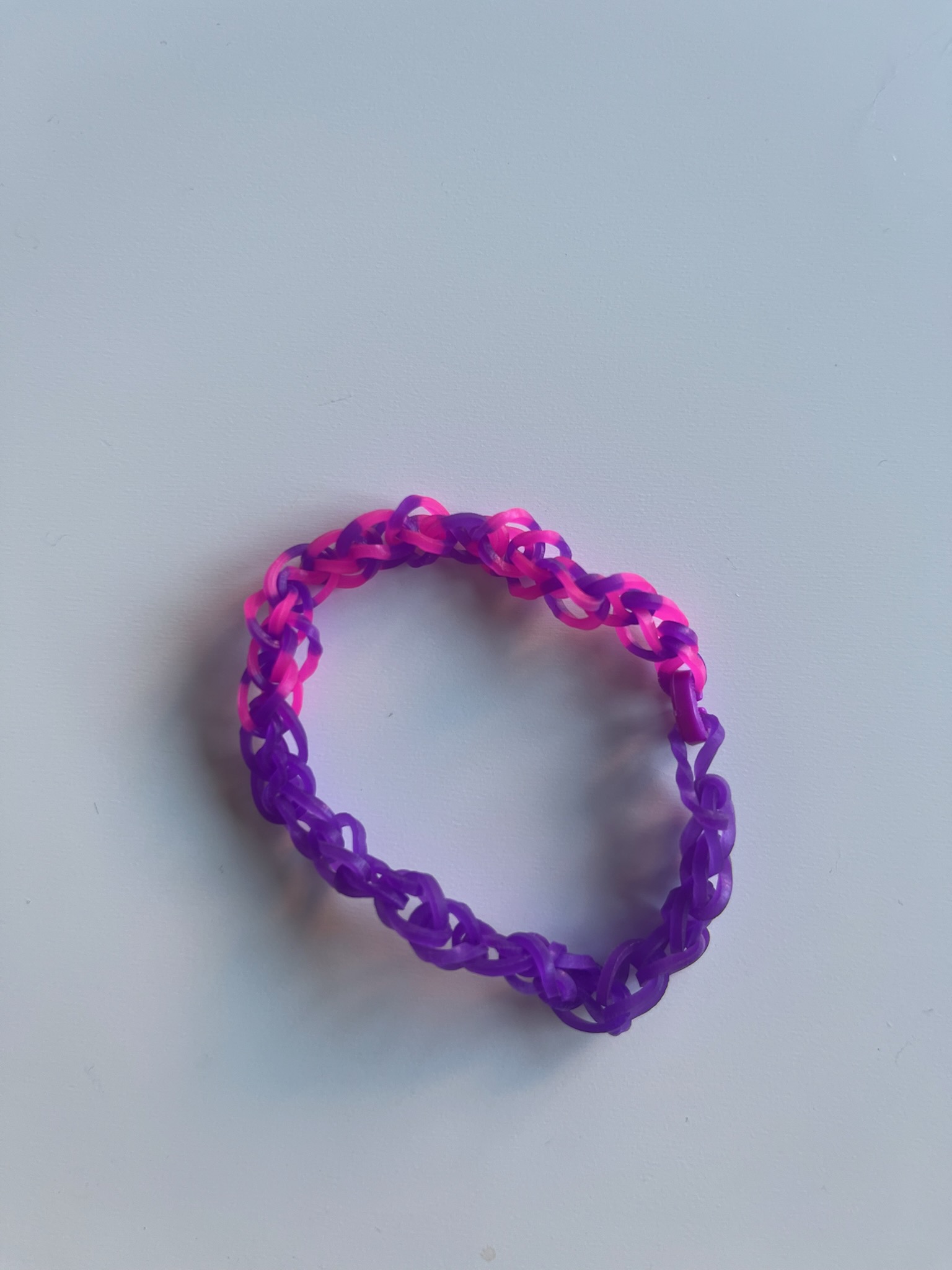 Armband 02 – handgjord skapelse av Alma och Emilia